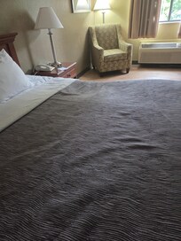 Sunken Queen size bed