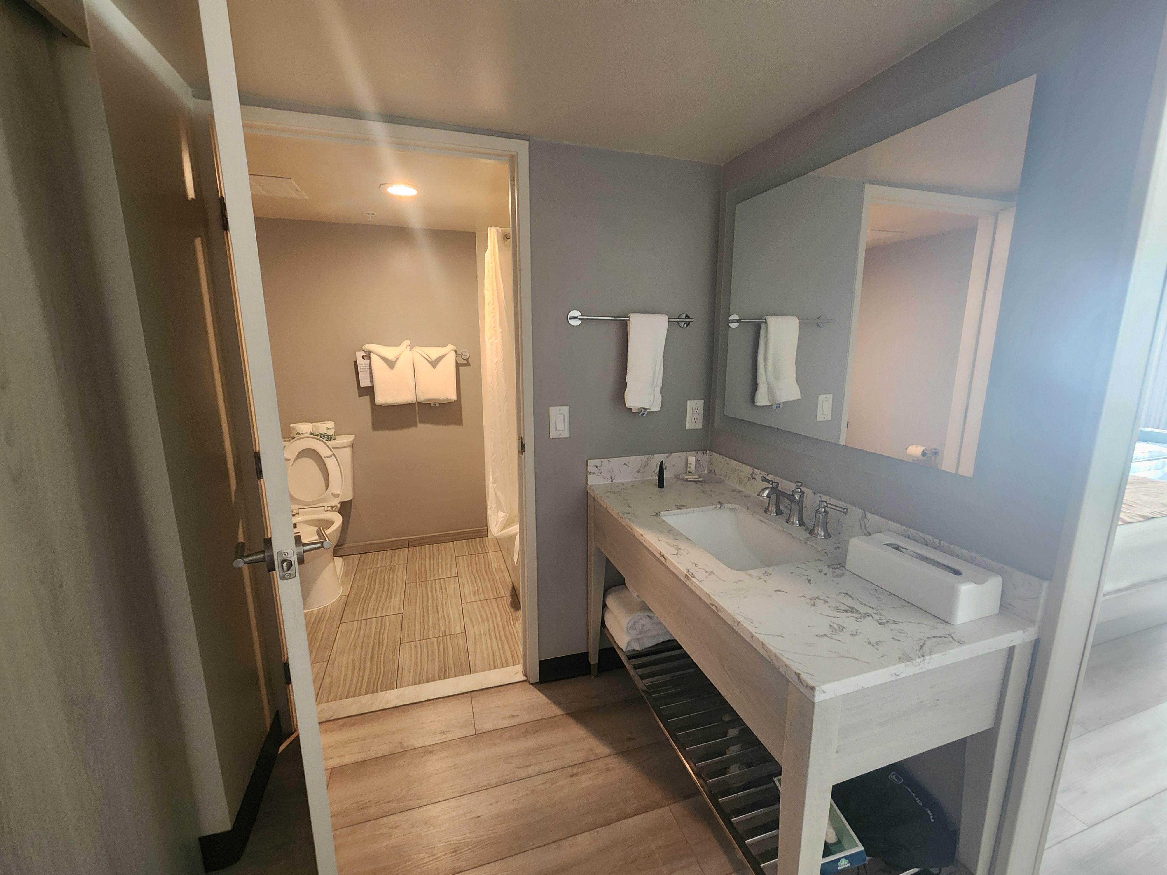 Great bathroom/sink area setup