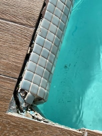Outdoor unheated pool tiles