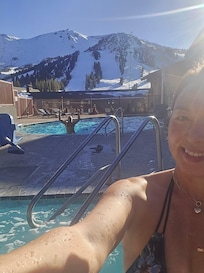 Hot tub with Mammoth mountain in front of you. Amazing views