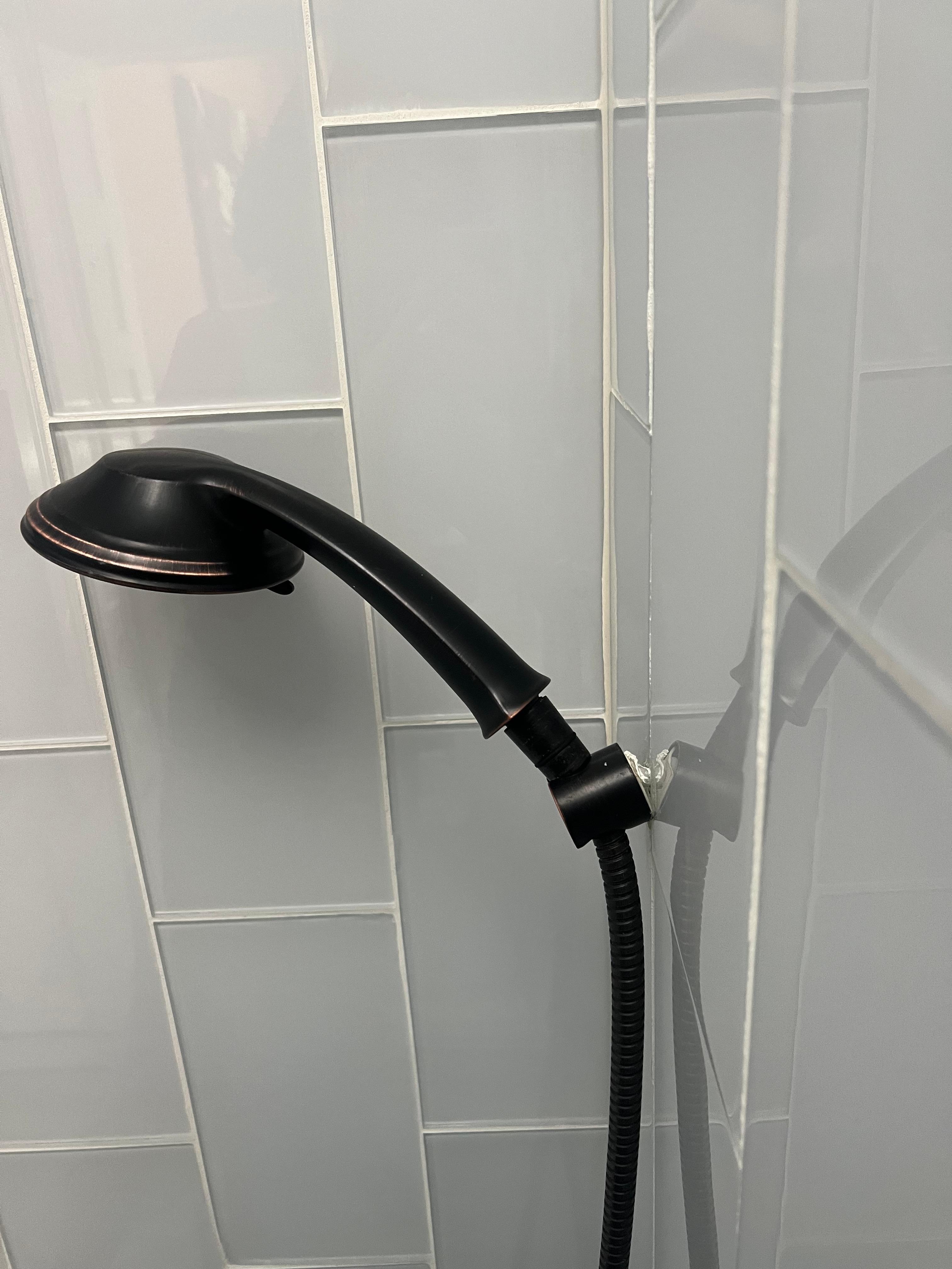 Main bedroom bathroom 