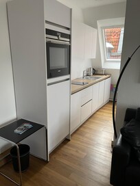 Køkken med alle fornødenheder