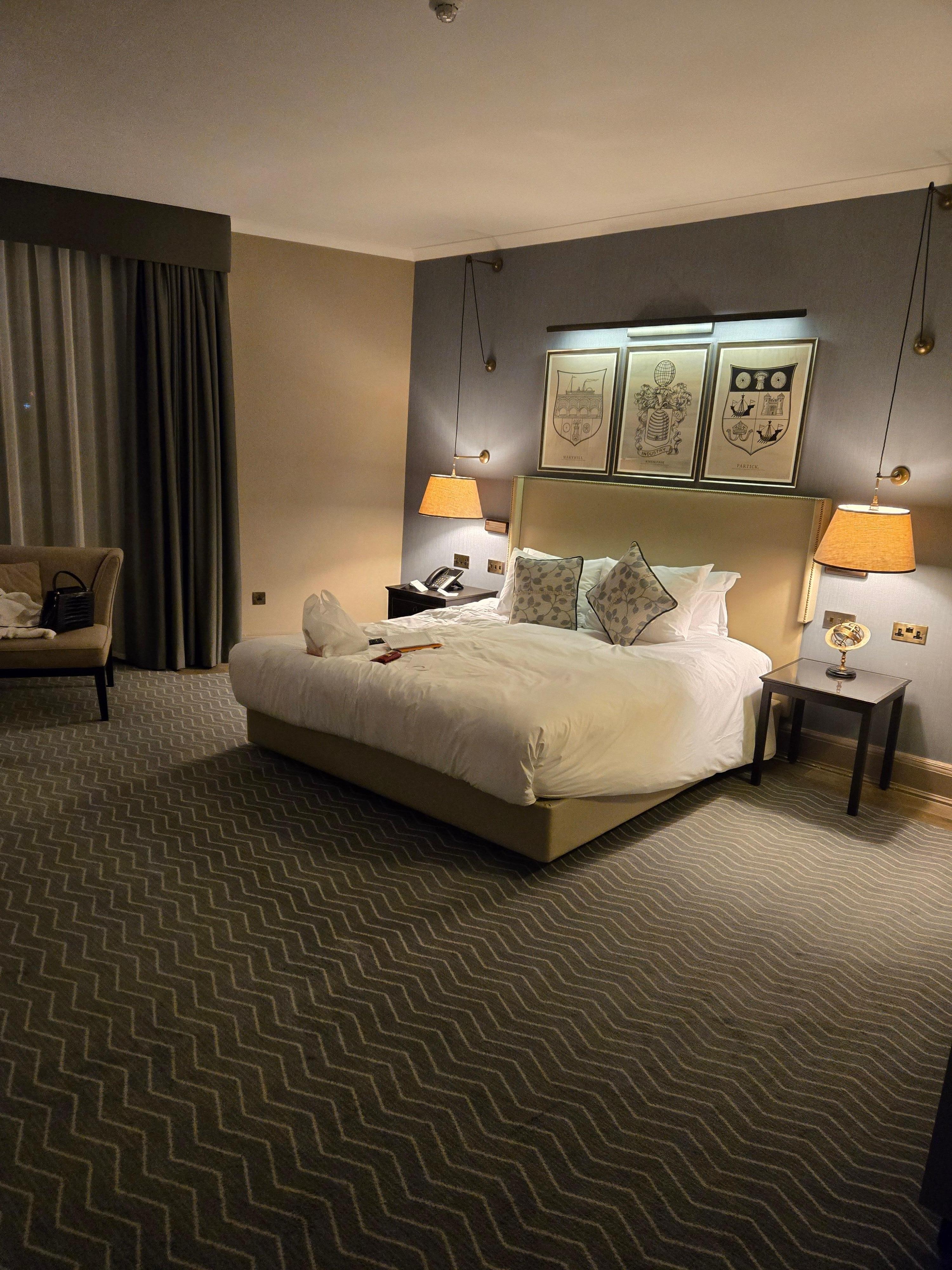 My spacious room 