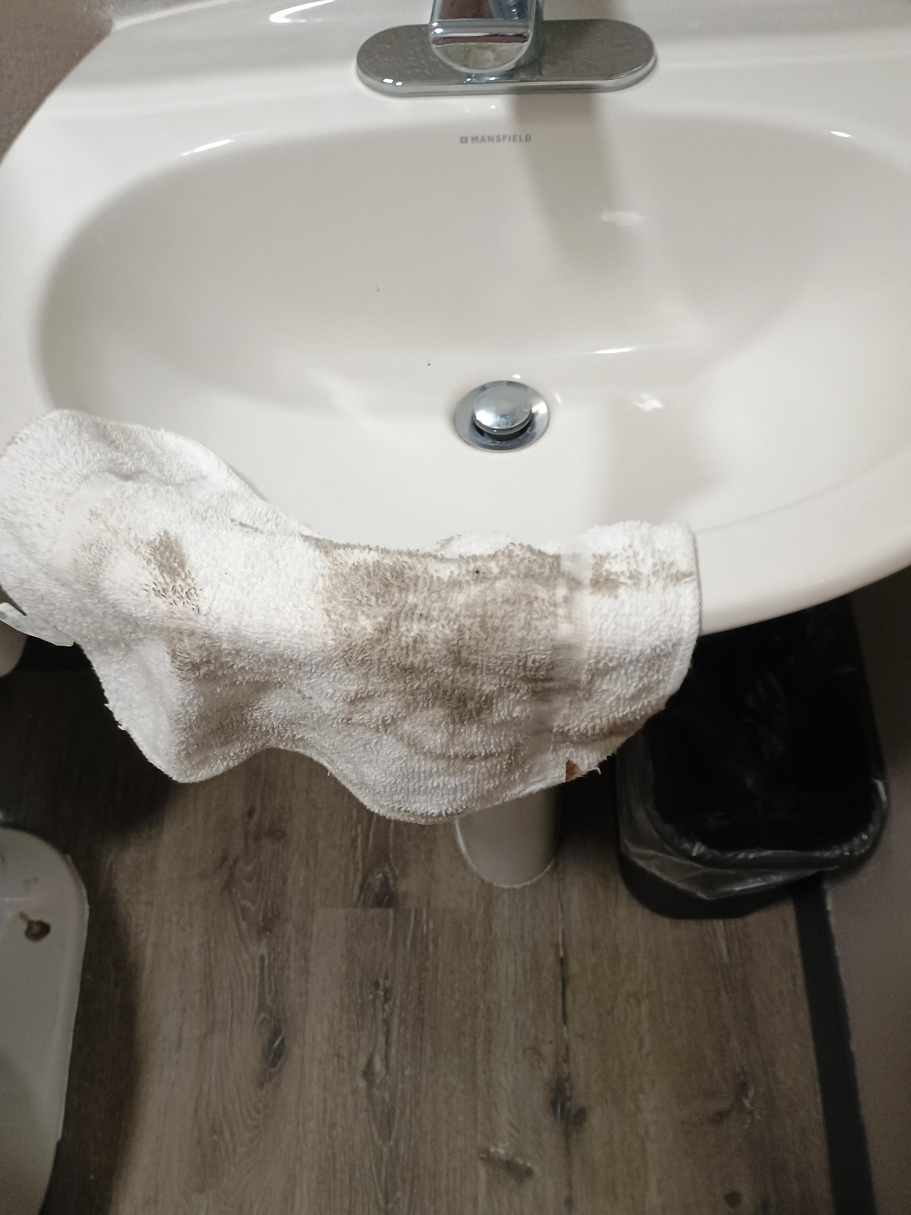 This is the washcloth after wiping up spilled water. Had to buy mop and floor cleaner to clean floor.