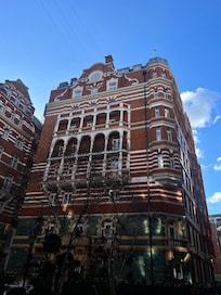 The building we stayed in