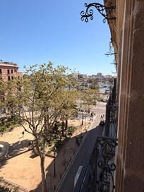 Utsikt från rum/franska balkongen