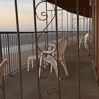 Balcony only has open dividers so no privacy