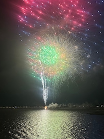 Sunday night fireworks 😊