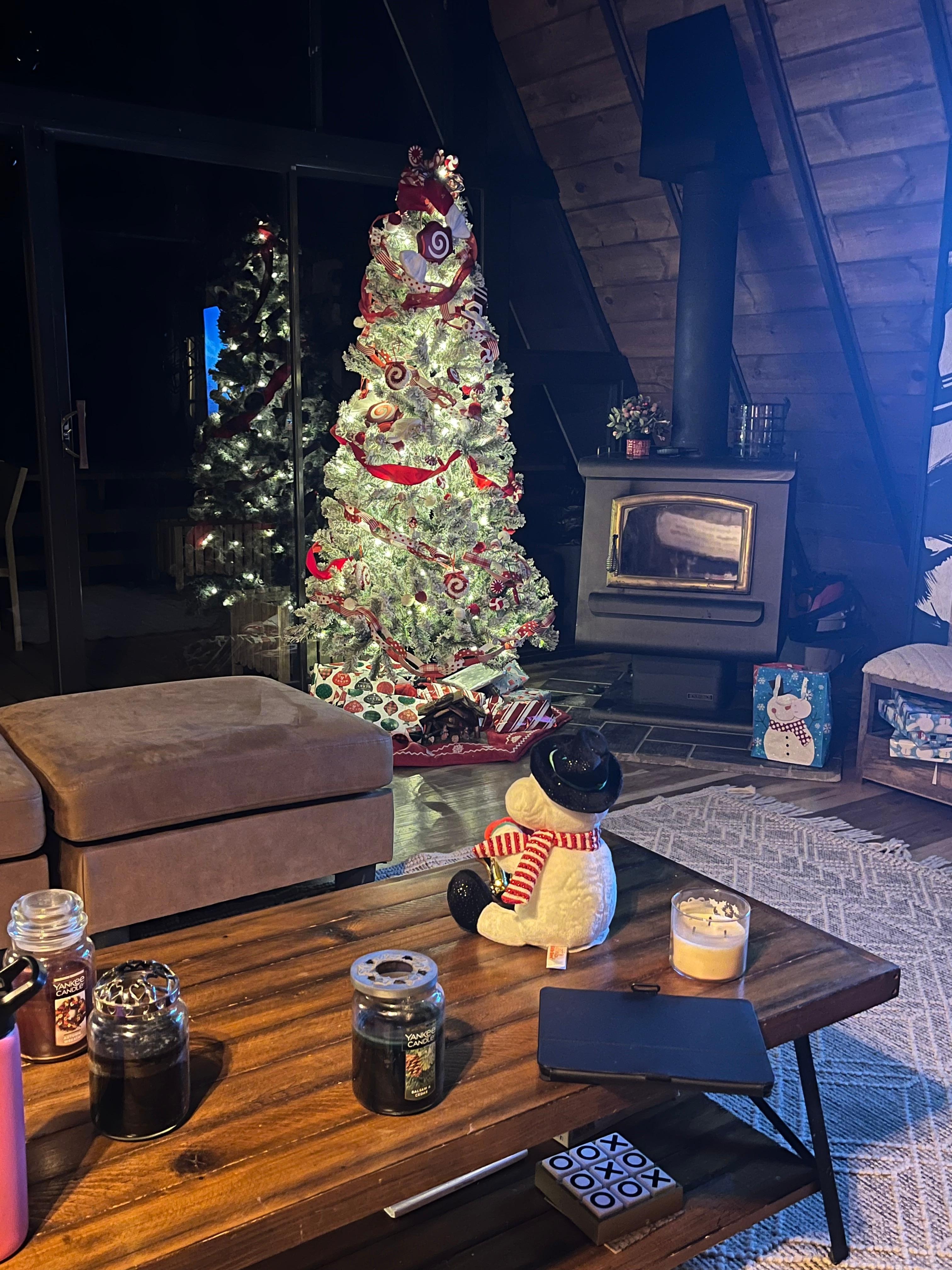 Christmas tree furnished -very pretty 