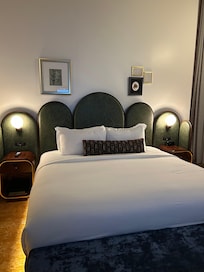 The Pullman Room(amazing)