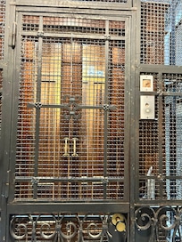 Gorgeous old elevator. Well maintained.