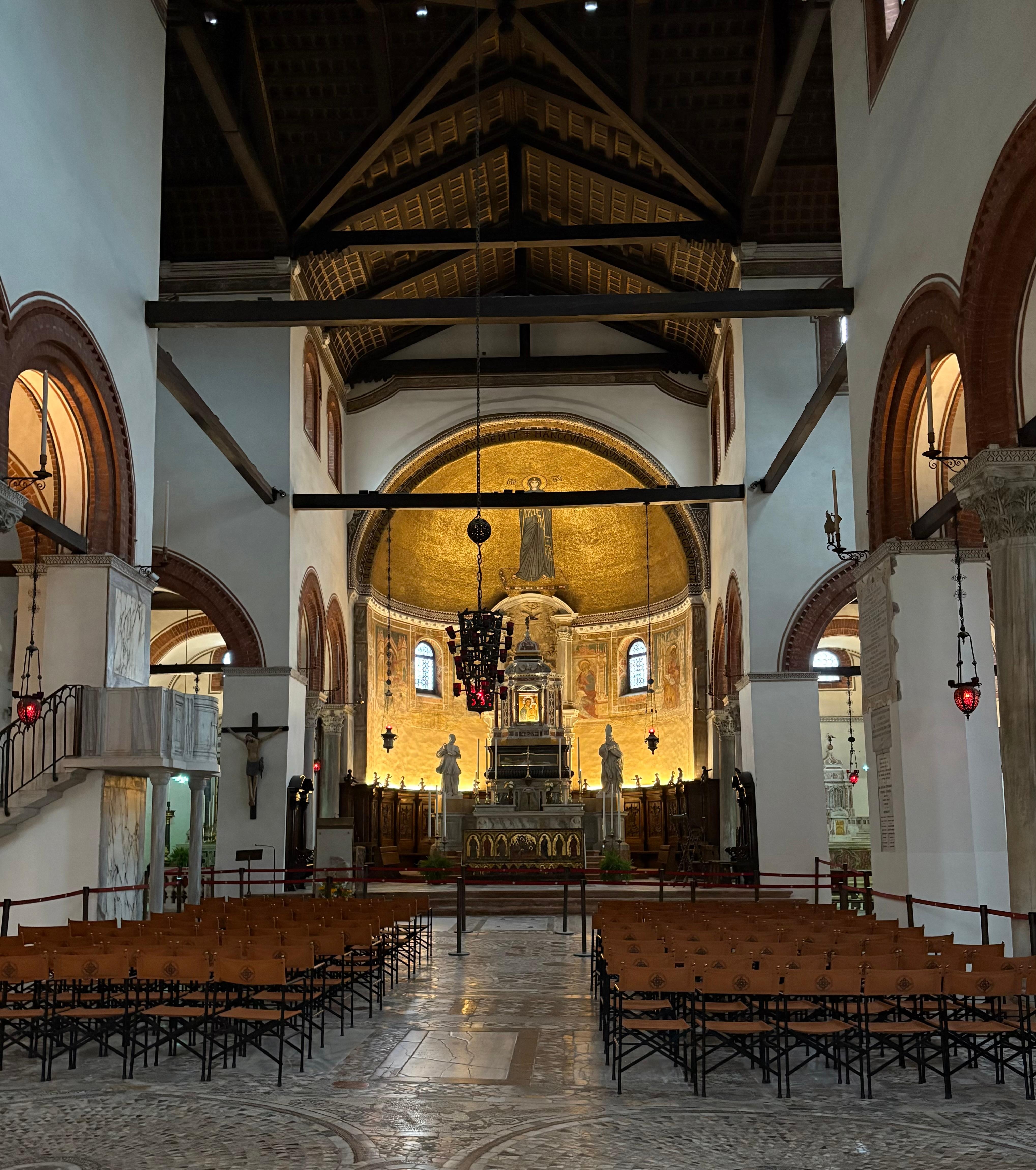 Interior of Basilica dei Santa Maria e San Donato
