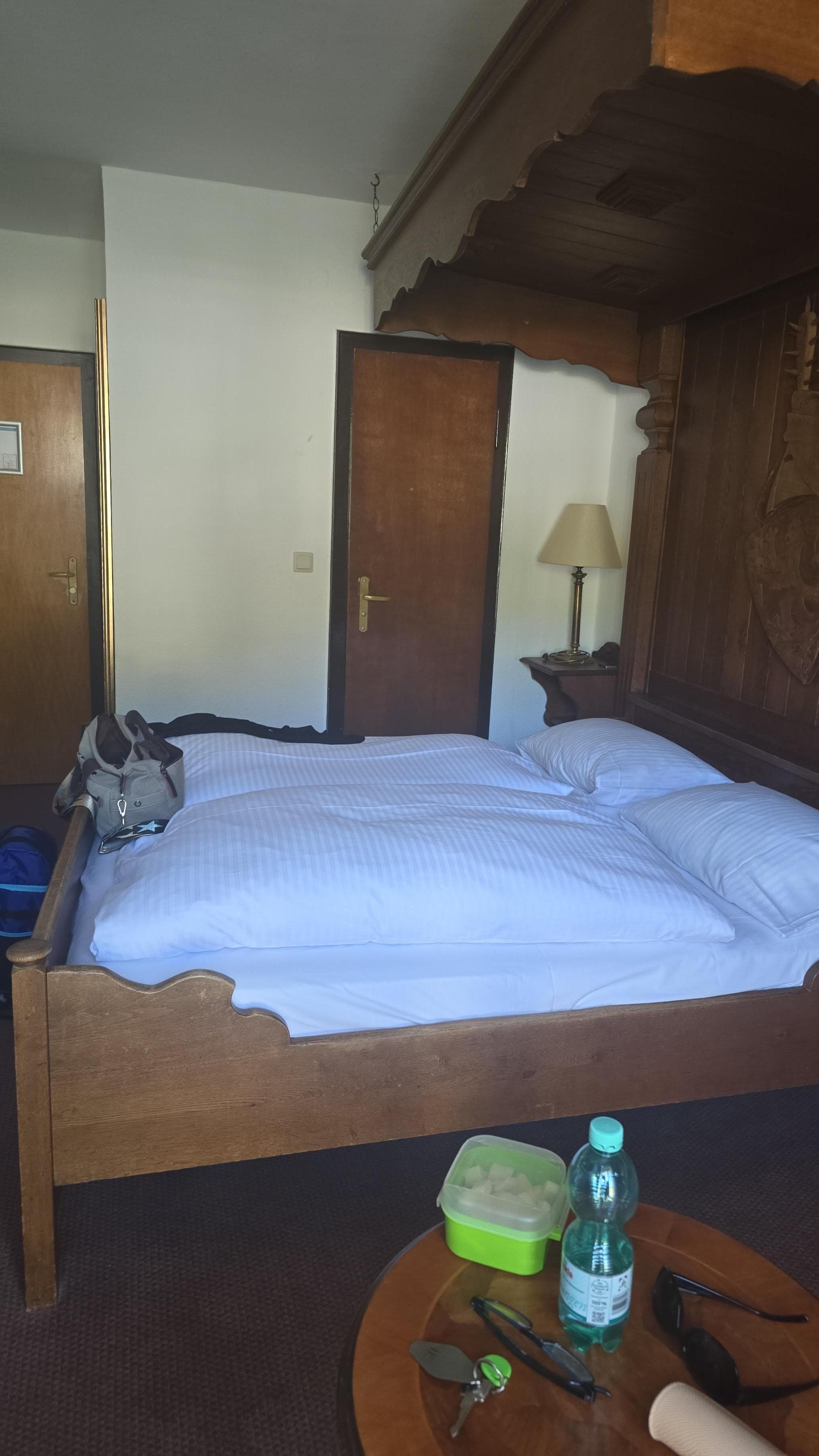 Doppelzimmer mit Balkon