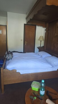 Doppelzimmer mit Balkon