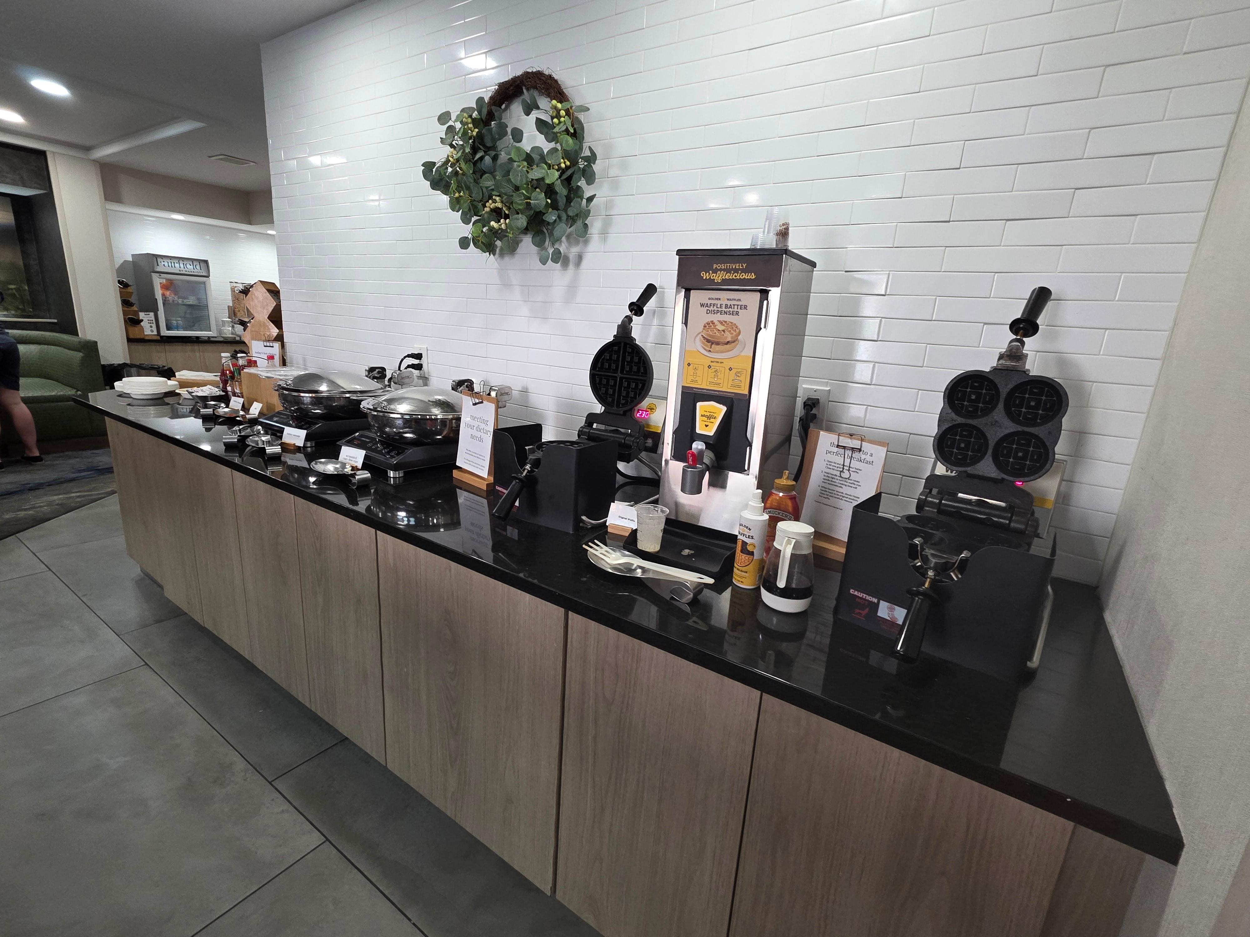 Breakfast buffet is awesome! 