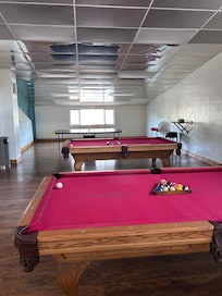 Pool table