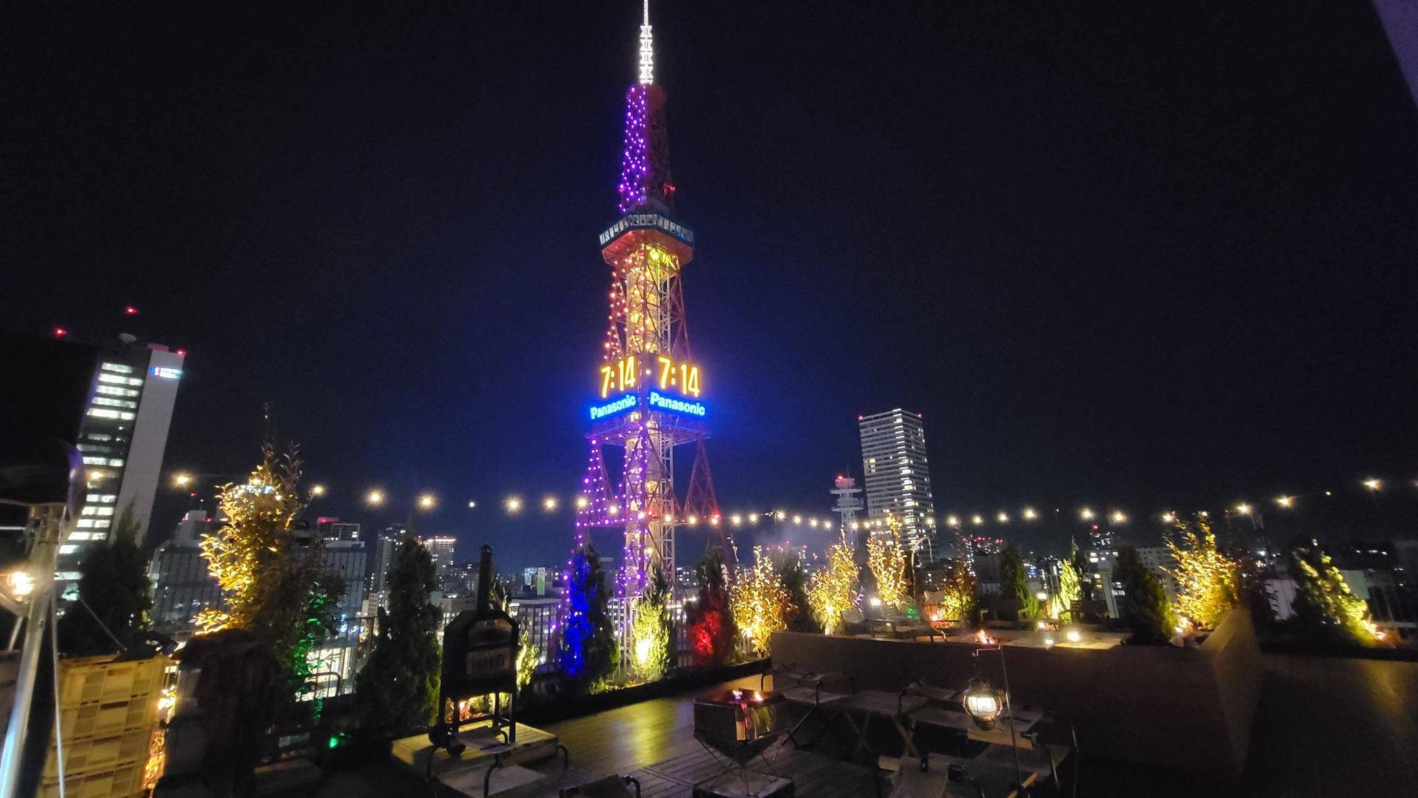 Chilling at the hotel's rooftop bar.