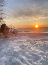 This stunning sunset view from the luxury hot tub was everything!!!