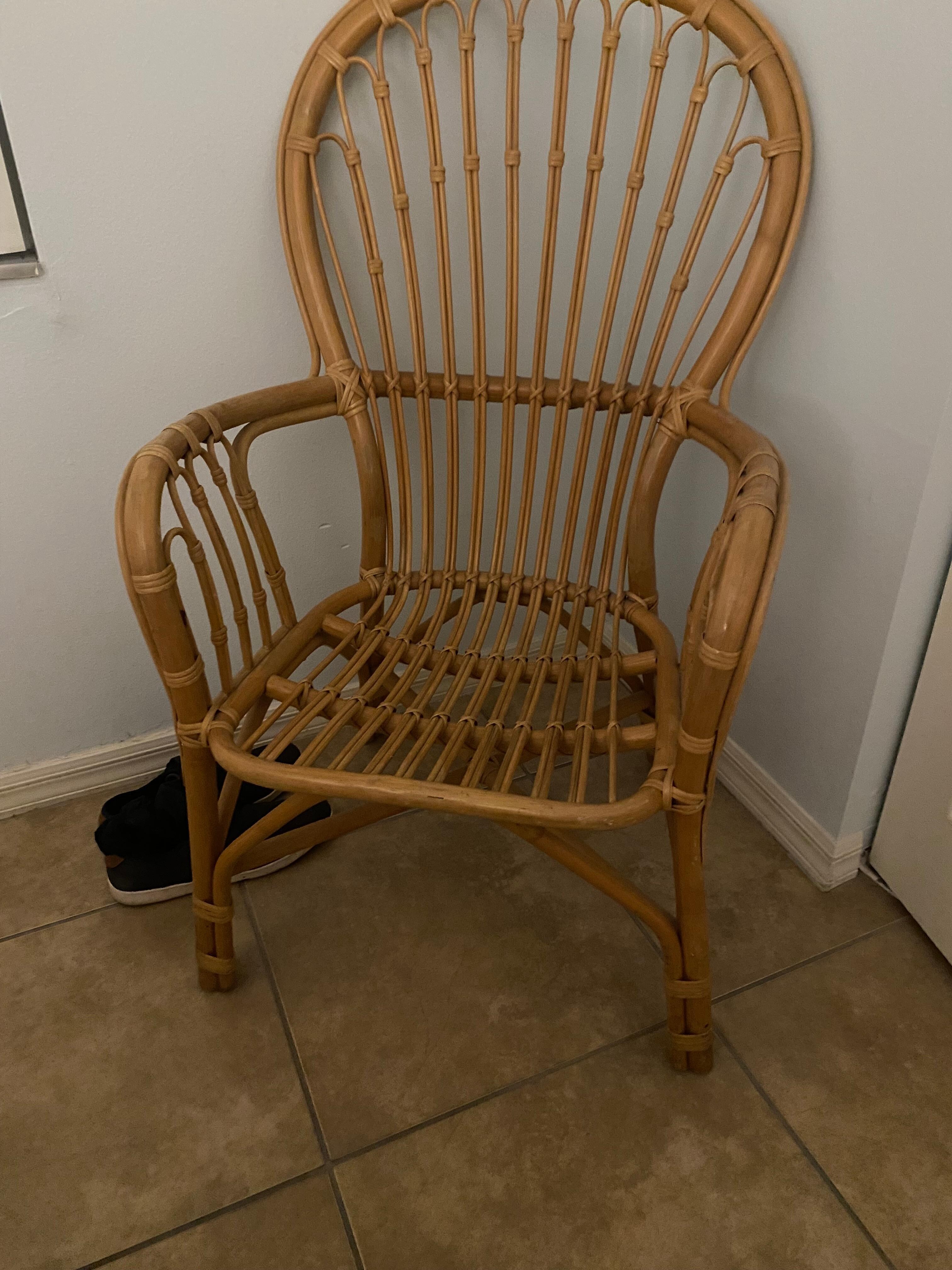 No cushion. Would you want to sit here?