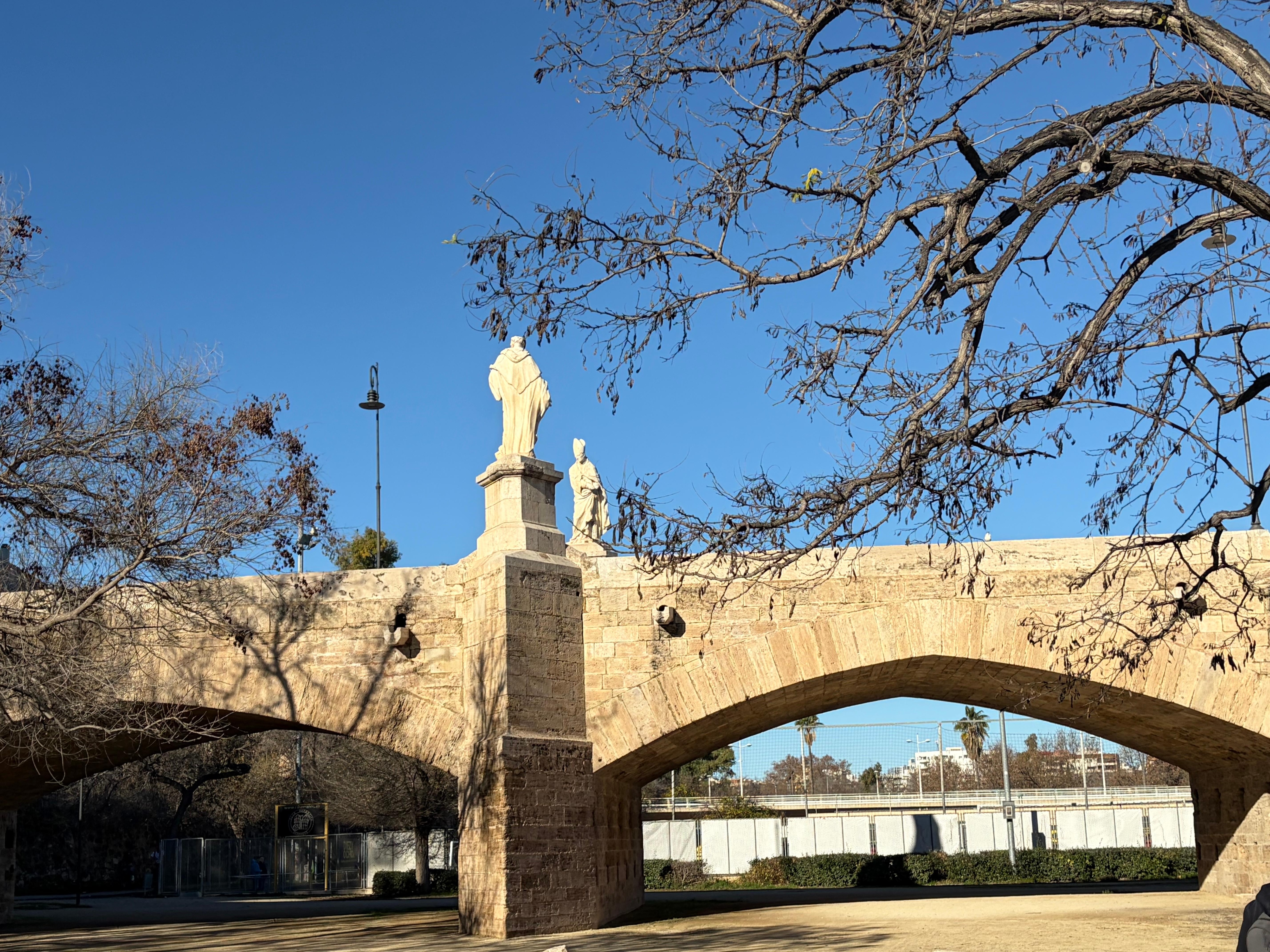 Accessible à vélo depuis le logement 