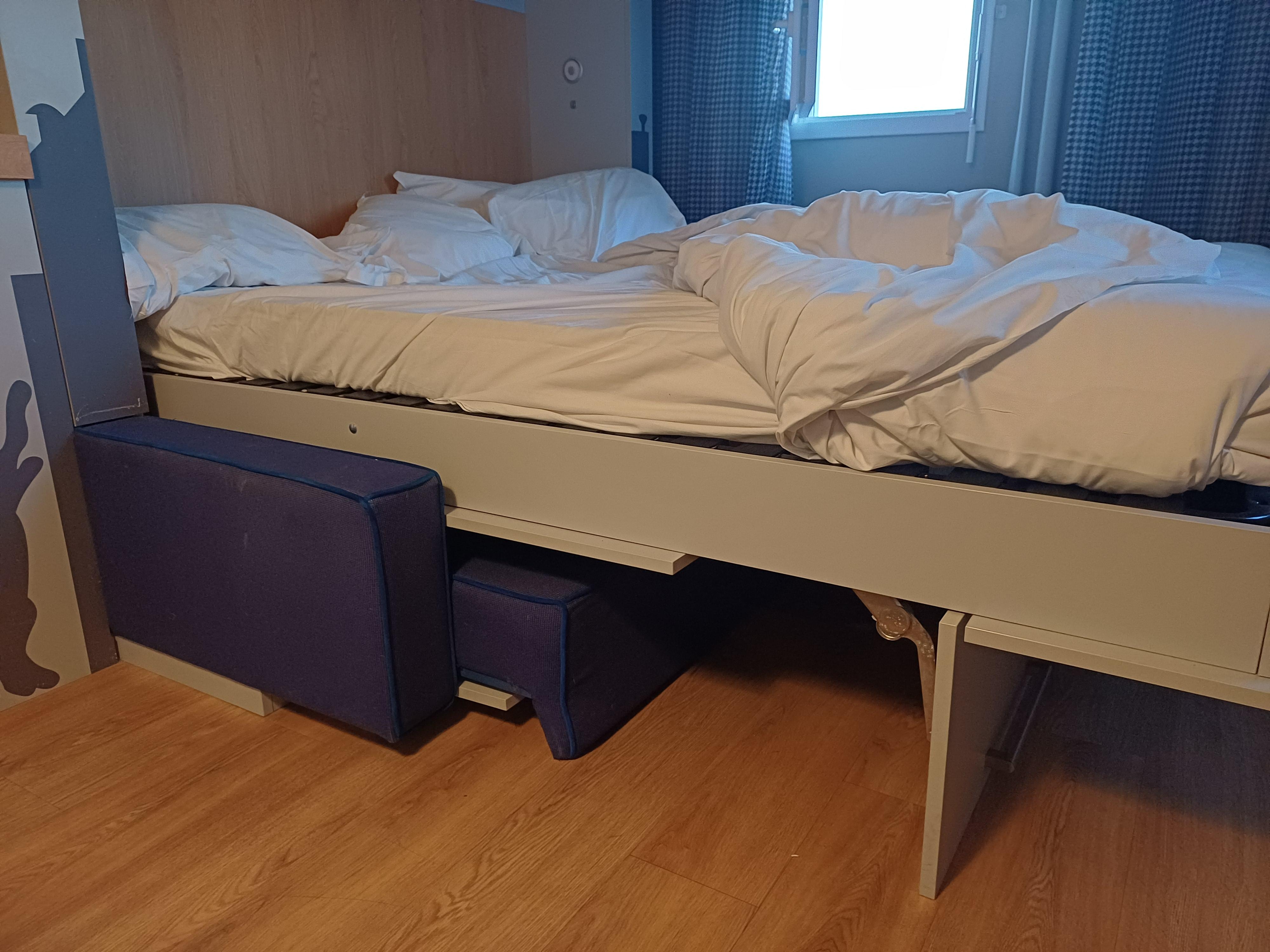 Canapé lit au lieu de un lit double prevu