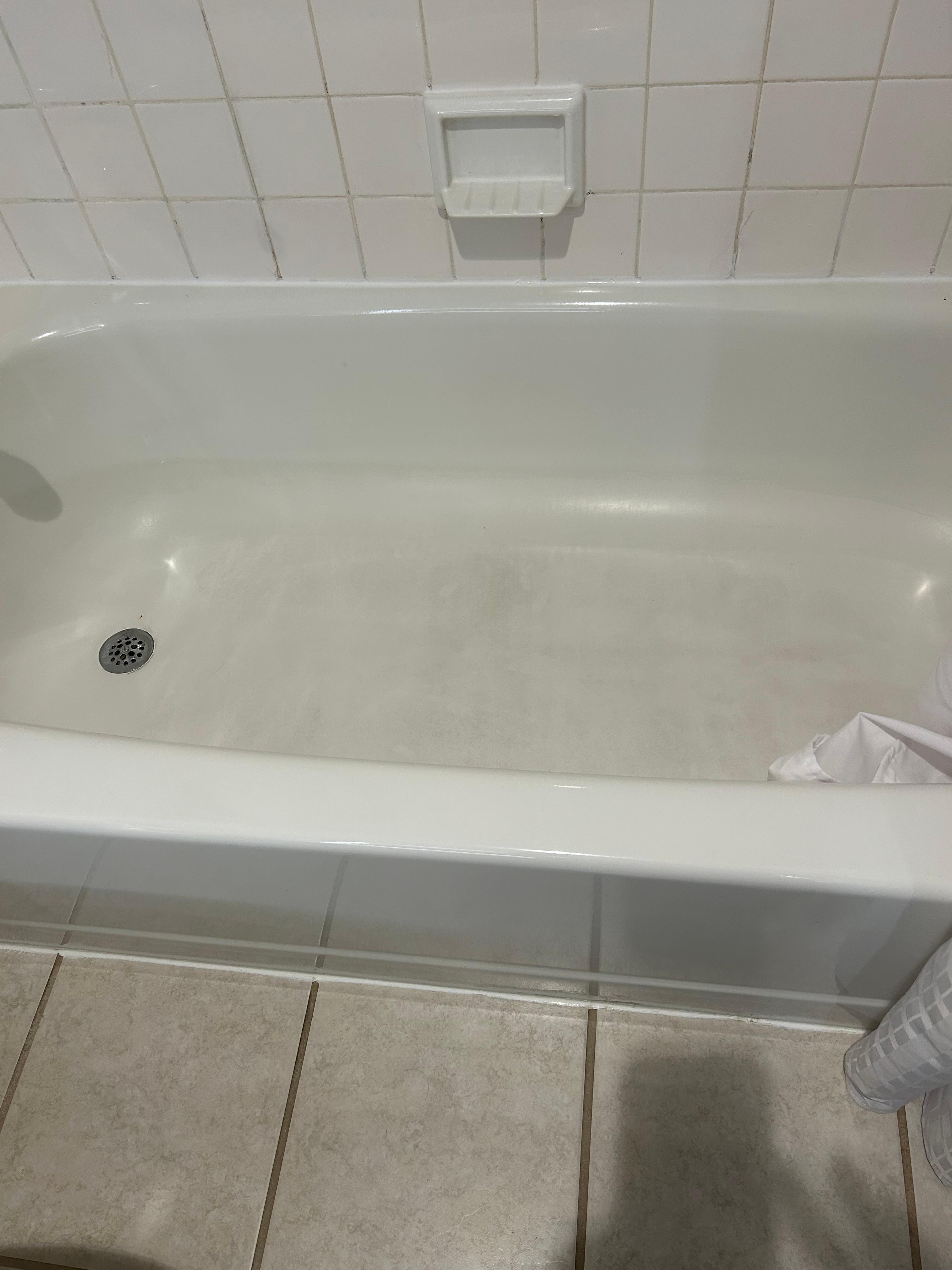 The tub was not cleaned 
