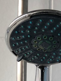 Defekte Dichtung am Duschkopf