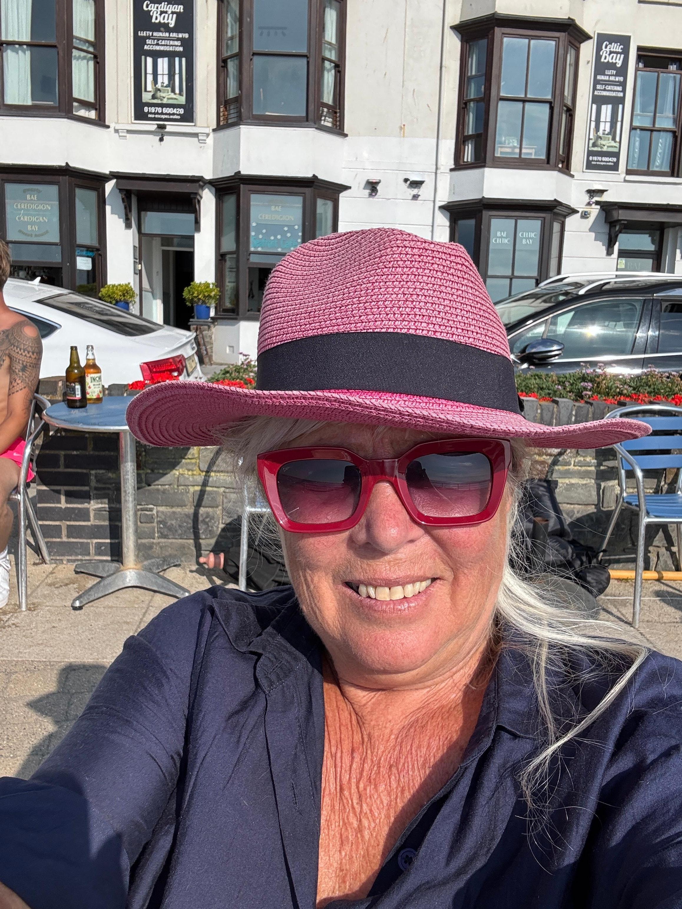 Happy bunny in happy hour