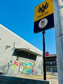 Place to shop for groceries about 5 mins walk from property- just make a lefthand turn.