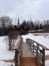 It was hard to leave. The creek had started to thaw our last morning; Loren had the path well maintained so we had no fear of slipping.