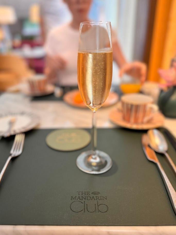 マンダリンクラブでの朝シャン