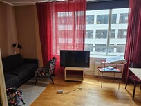 Living/dining area