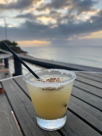 Tambor rooftop. 3 doors down