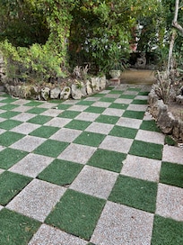 Garden entryway of bungalow