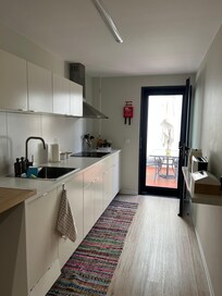 Küche mit allem, was man bro