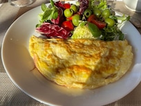 丁寧に作ってくれた美味しいオムレツ