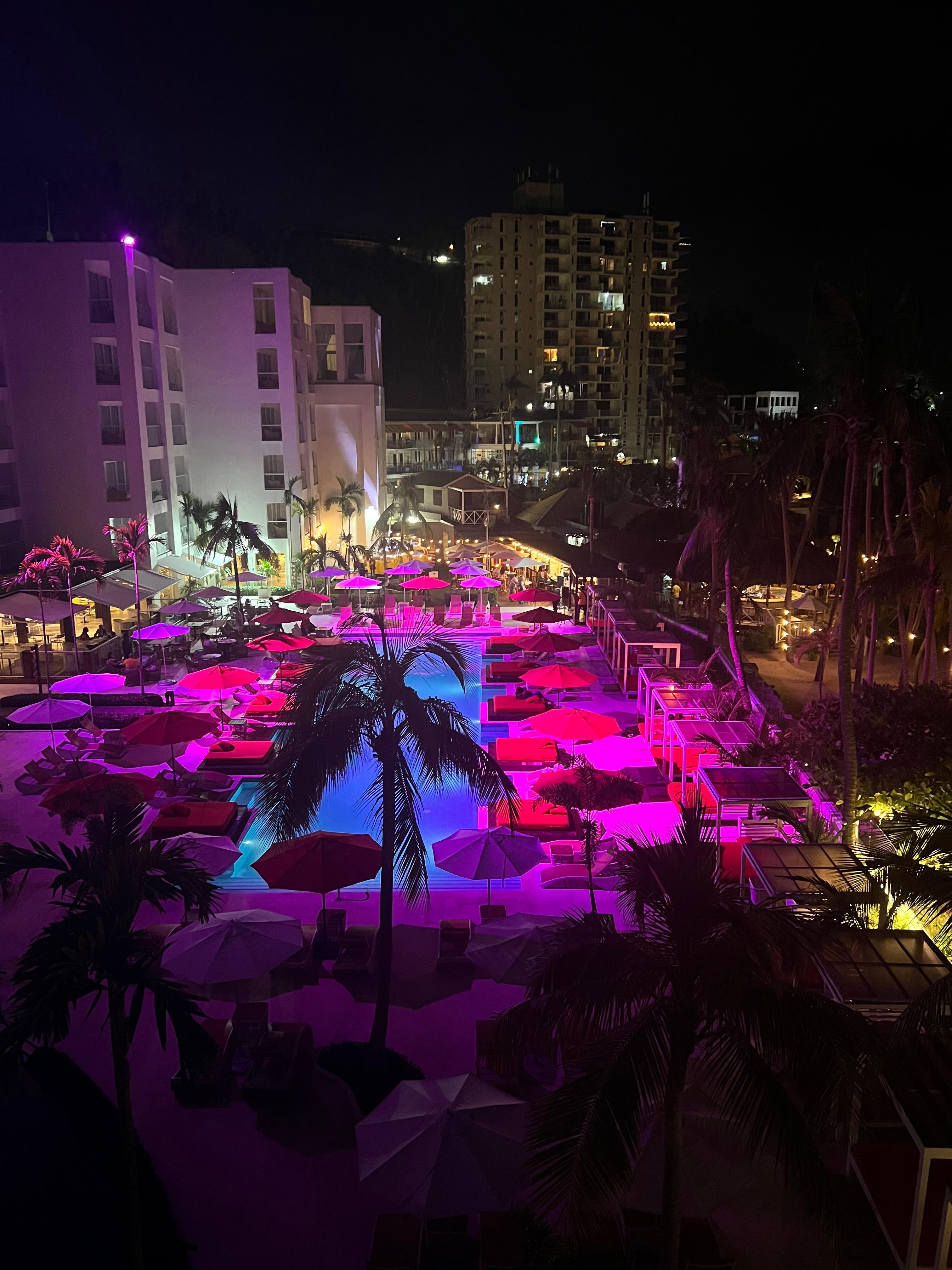 Night view. Amazing! 