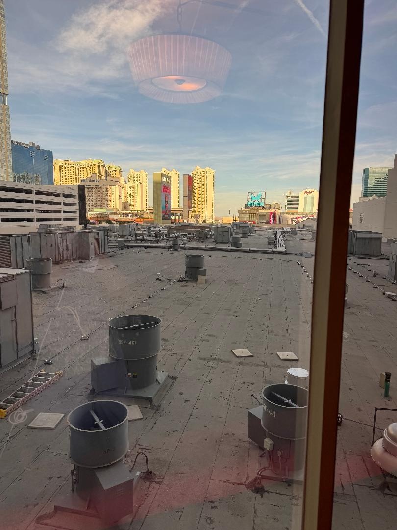 This was the red "STRIP VIEW" room the MGM Park assigned us to. The description should be changed for this room (3405).