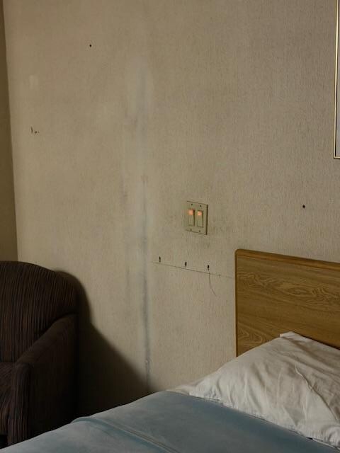 Falling apart or is it the theme?