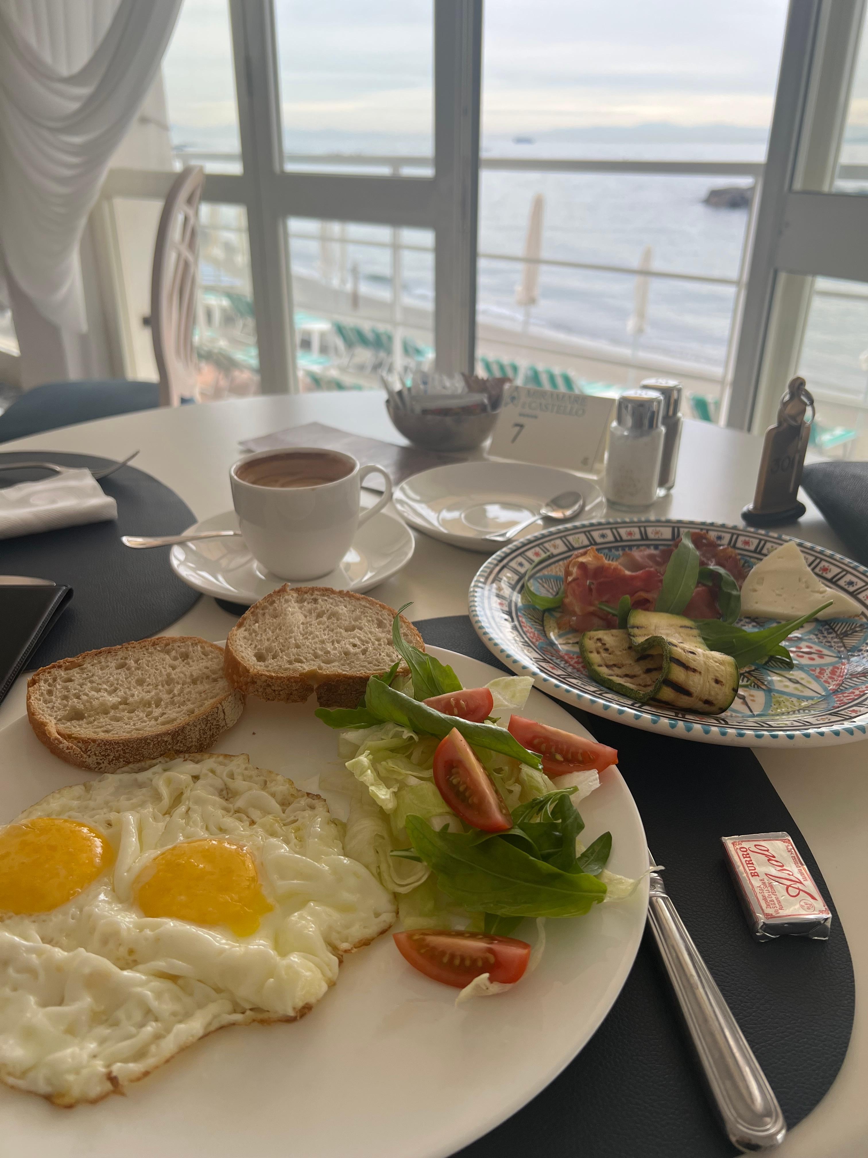 wonderful breakfast, the eggs were paid separately, but they do have scramble eggs as part of the buffet.