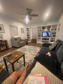 Very clean and nicely decorated