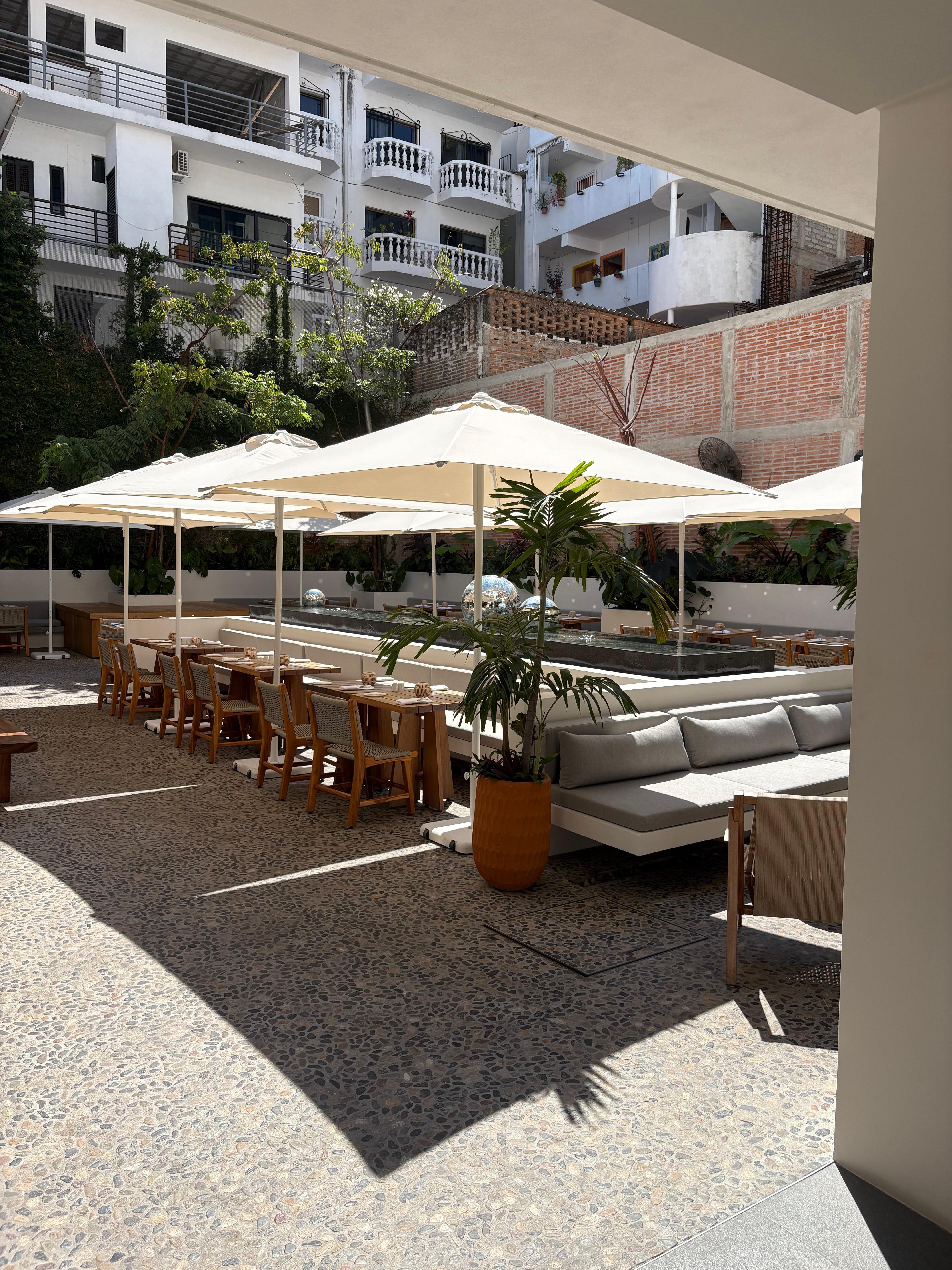 Courtyard patio for Restaurant and Drag Show Brunch