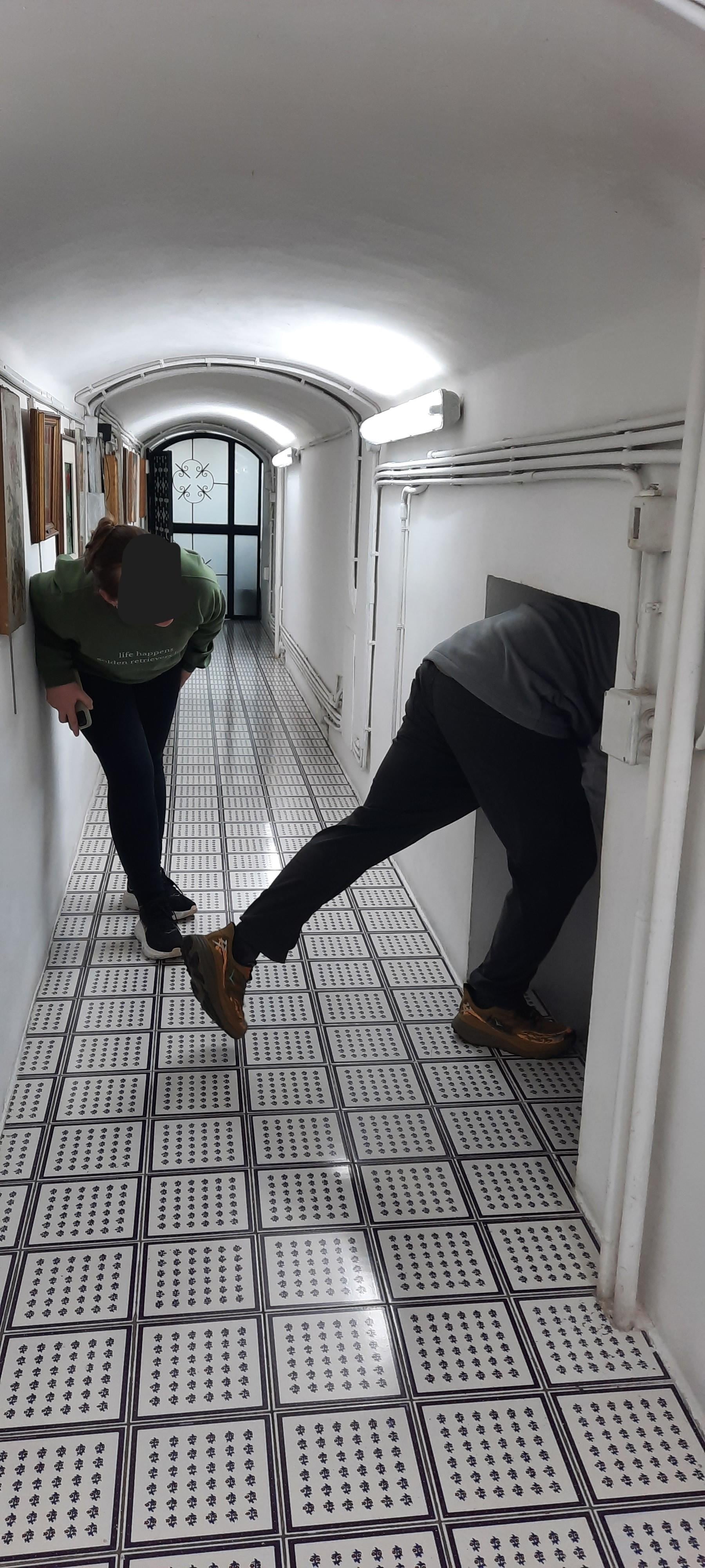 Upstairs bedroom entry