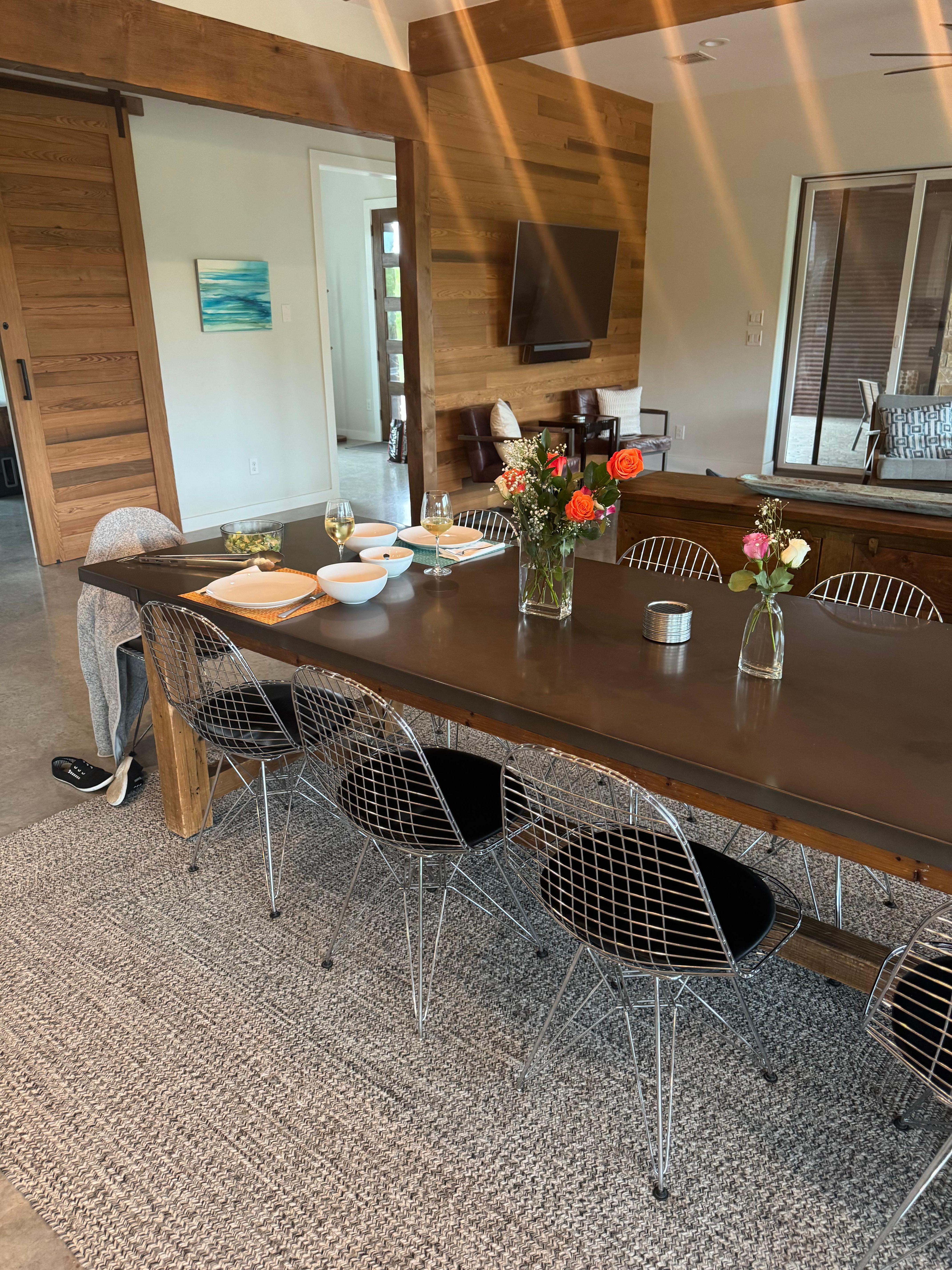 beautiful open table