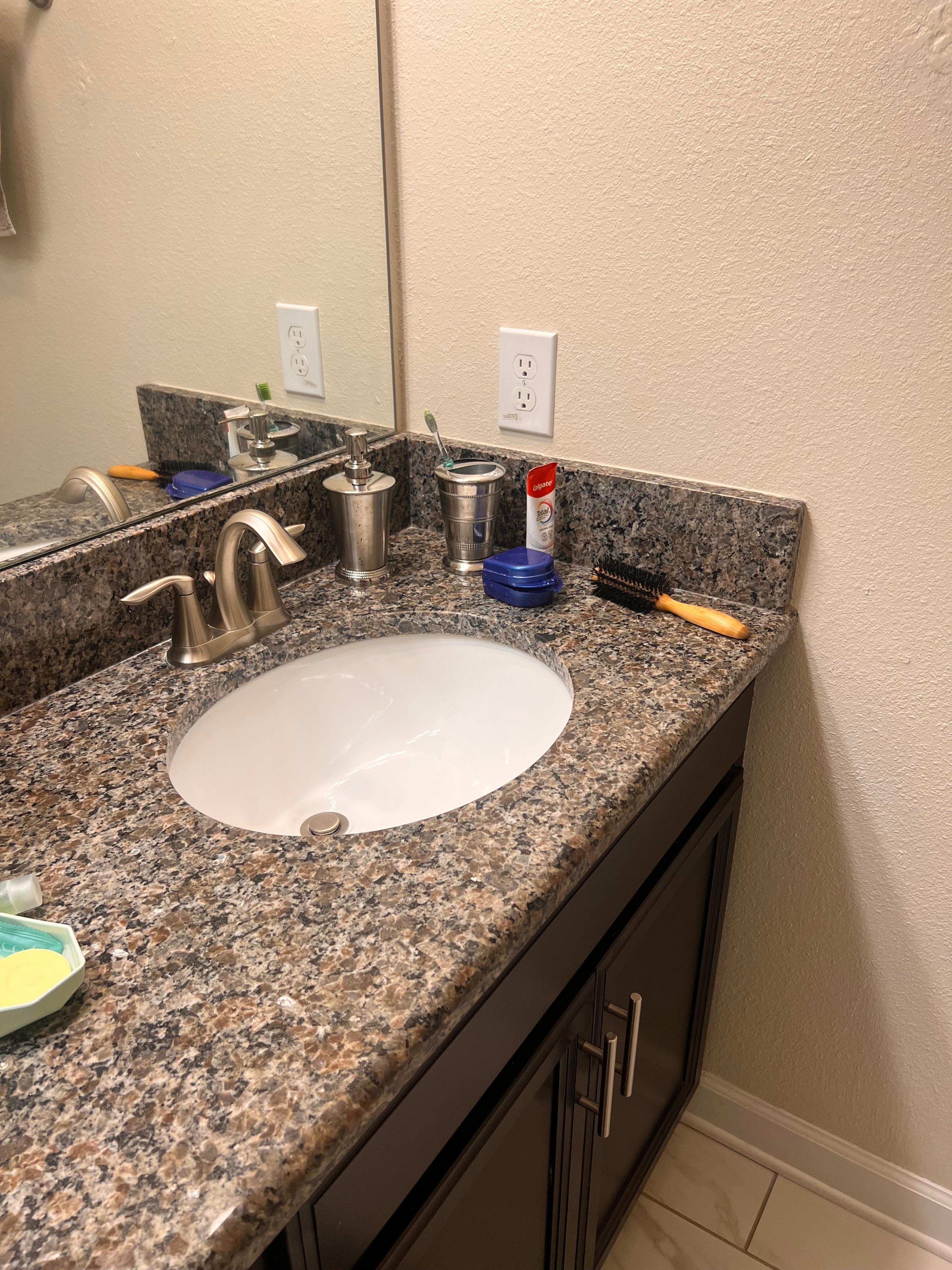 Personal belongings at arrival 