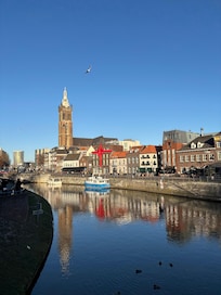 Schöne weihnachtliche Außenfassade