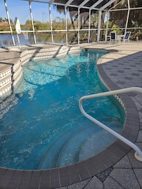 Pool is 2.5-6ft. deep