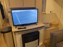 Fernseher und WLan Router