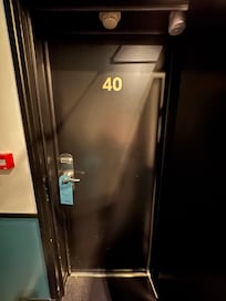 部屋入口