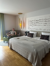 rummet med et meget åben vindue og så rummeligt